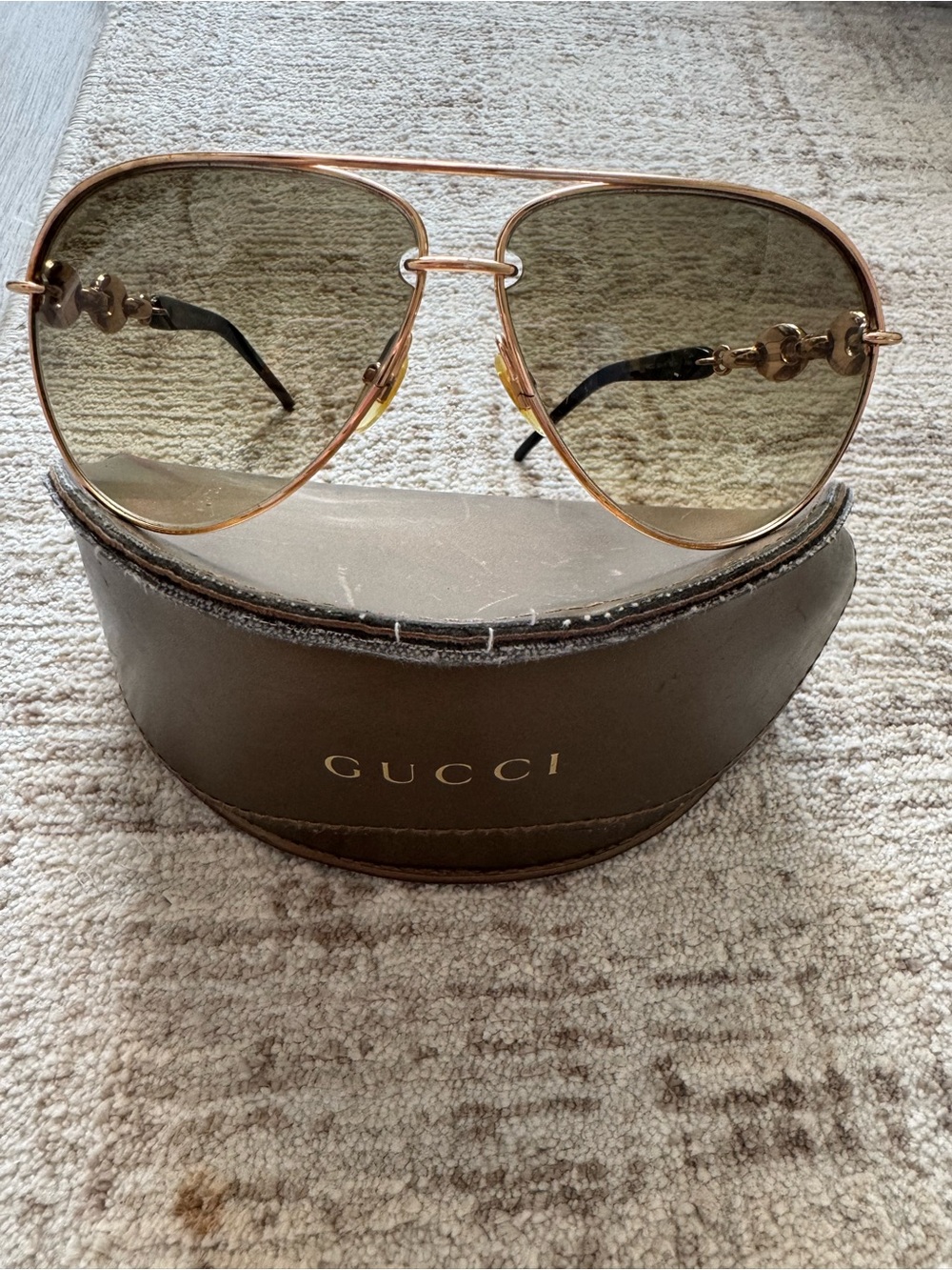 Gucci Marina Chain Aviator Sunglasses GG 4225/S Gold Black